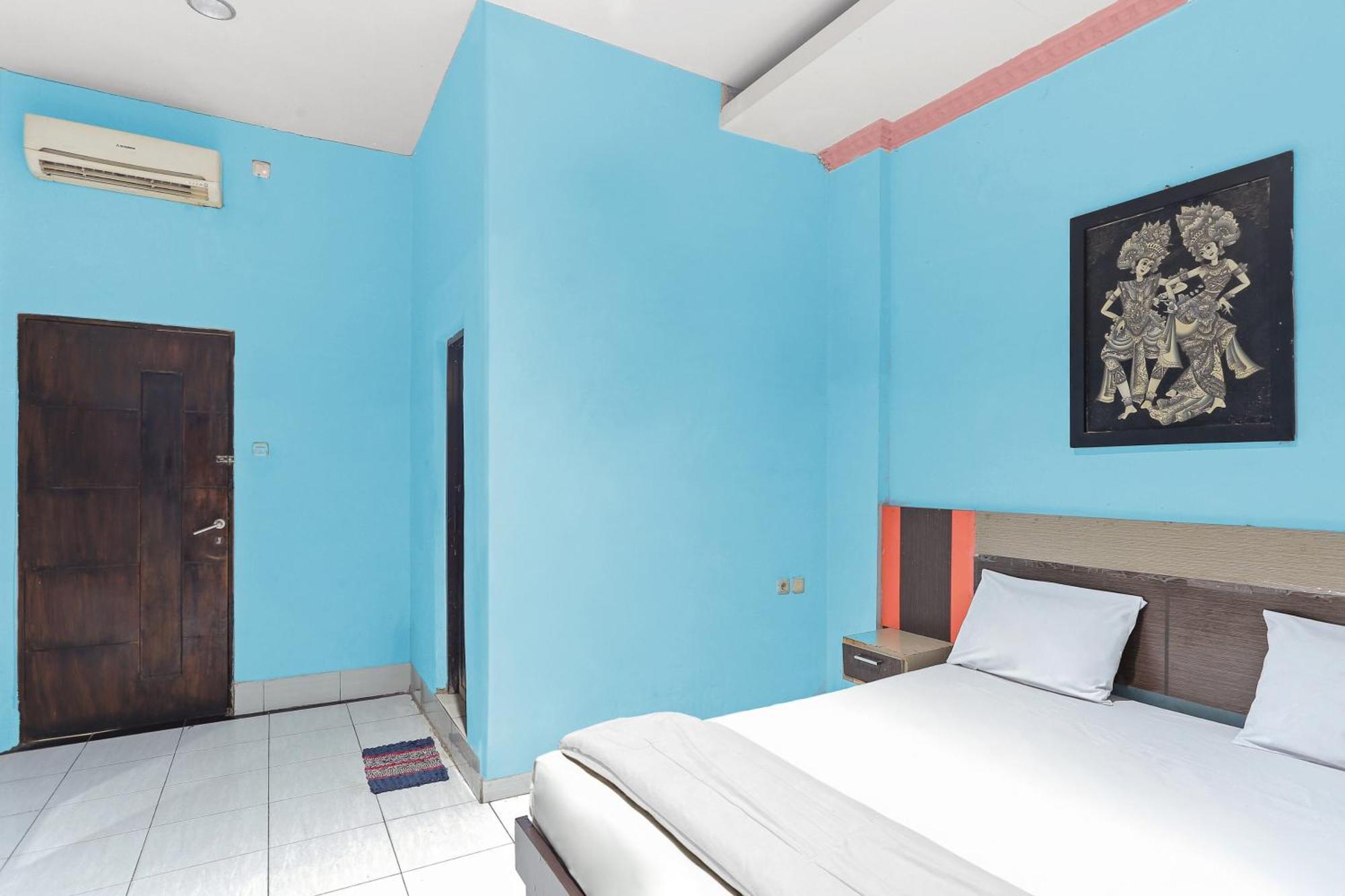 Oyo 93046 Hotel Fortuna Parepare Eksteriør billede