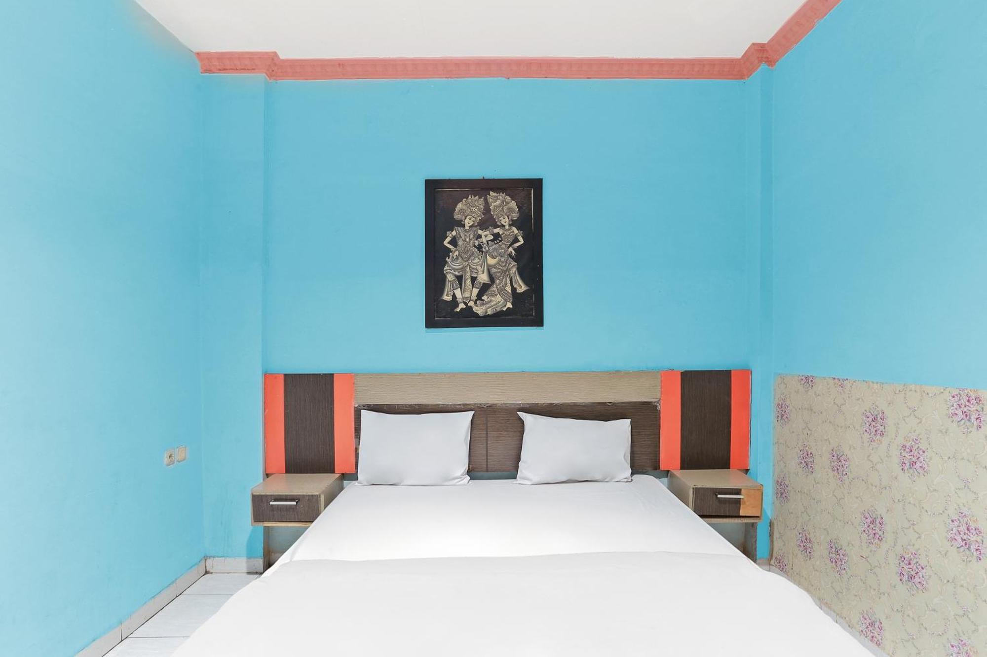 Oyo 93046 Hotel Fortuna Parepare Eksteriør billede